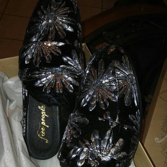 Free People Shoes - FREE PEOPLE BROCADE  AT BASE LOAFER🌷NWB